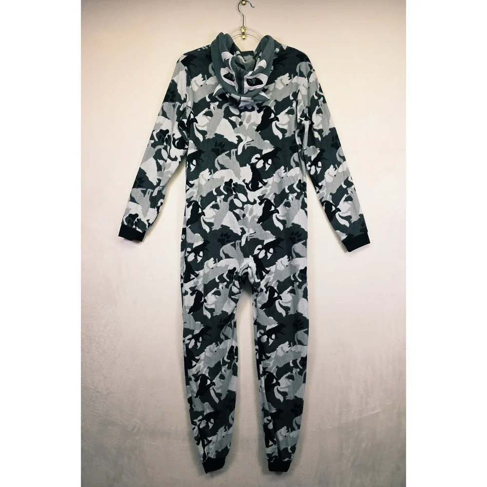 Cat & Jack One Piece Pajamas Kids XL‎ 16 Gray Wolf Hood Zip Cozy Sleepover Cabin
